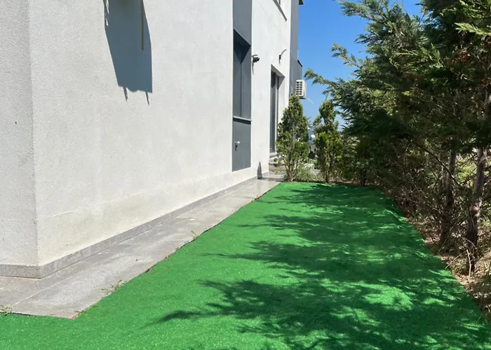 Maryland Garden Apartment Năvodari